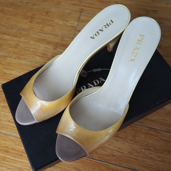 Prada Heels Size 40 - Picture 1 of 8